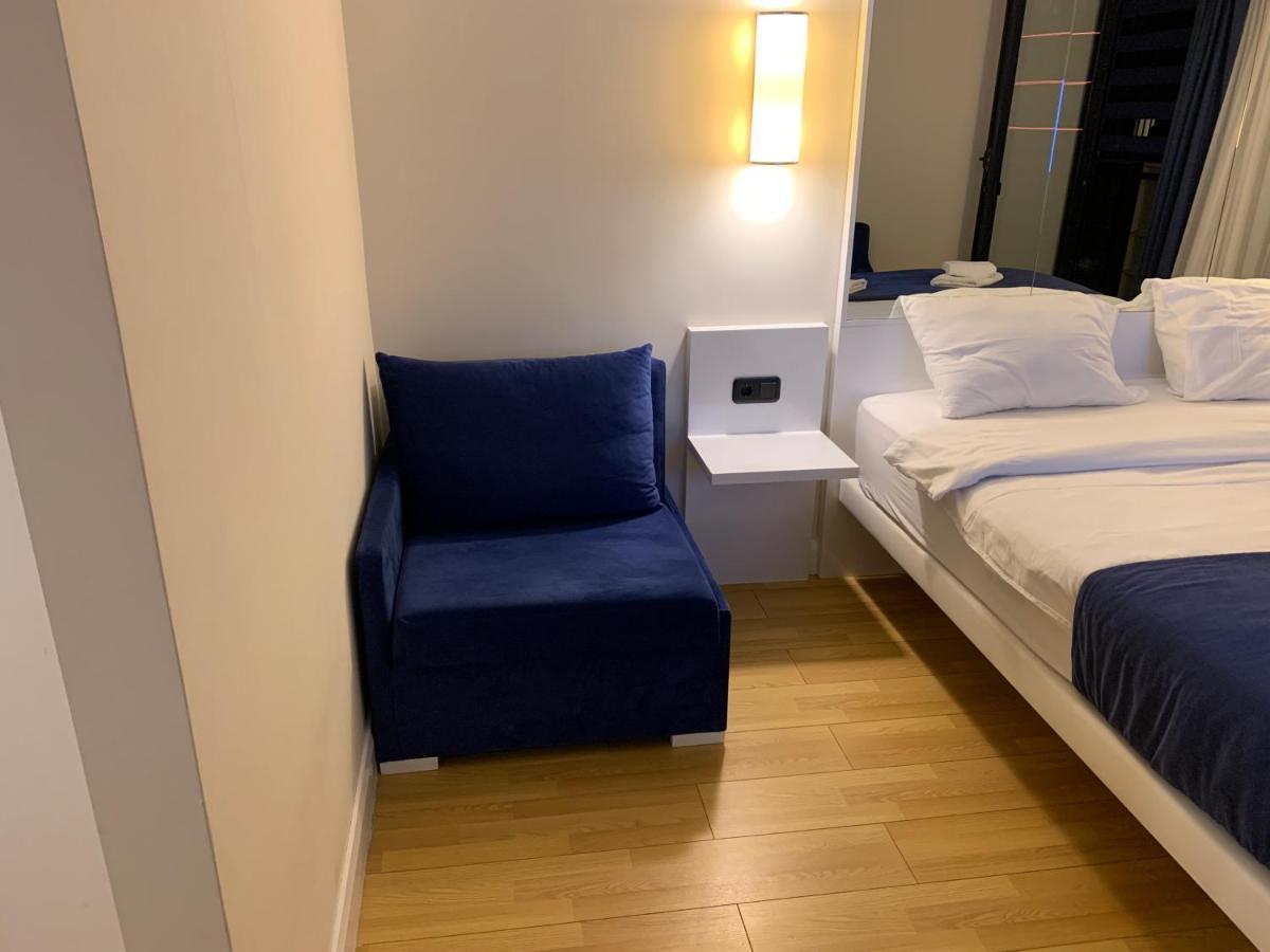 Vip Aparthotel Orbi City Sea View Batoemi Buitenkant foto